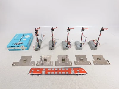 Märklin H0 AC 5X Main Signal Wing Signal Signal 7039 7041 1X Box #EH401-2 - Image 1 of 4