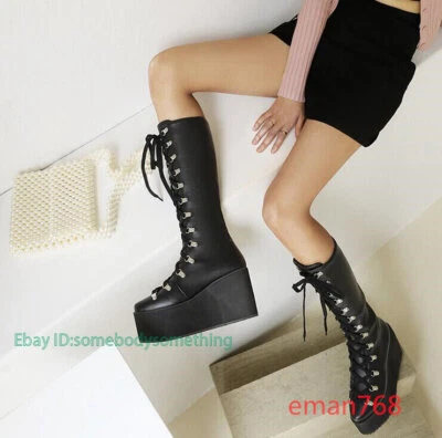 Mujeres Microfibra Cuero Hasta la Rodilla Gótico Plataforma Botas Tacones de Cuña Punk Zapatos Foto 1 de 4