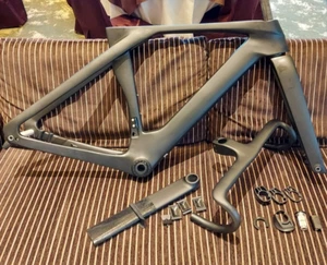 Aero Carbon Road Bike Frame Set + Drop Handlebar Top 520mm Seat 475mm - Picture 1 of 10