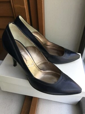 Costume National Womens Leather Pumps Navy Size 39 / 8.5 W/Box Worn Once Italy - Image 1 of 4