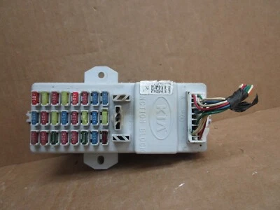 03 04 05 06 Bloque de conexiones relé caja de fusibles cabina interior Kia Sorento 911703e920 Foto 1 de 4
