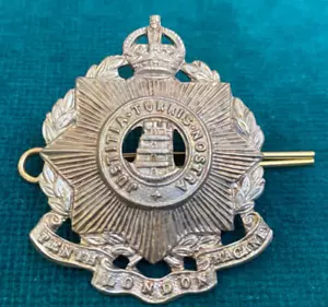 10th (Hackney) Battalion County of London Original Mützenabzeichen mit Bandanstößen - Bild 1 von 4