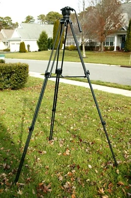 3Pod V2AH Professional Video Tripod With Fluid Leveling Head & Quick Release. Ex - Image 1 of 4