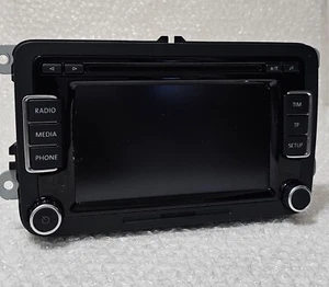 VW EOS 3C8 035 195 F / CM-7 640 206 360 GPS - AUDIO SYSTEM - Picture 1 of 15