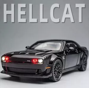 Modelo de coche Dodge Challenger Hellcat de aleación con puertas y luces de trabajo 1:32 - Imagen 1 de 8