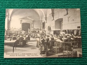 CPA 93 MAISON D'EDUCATION DE LA LEGION D'HONNEUR -  ATELIER DE PEINTURE - Imagen 1 de 2