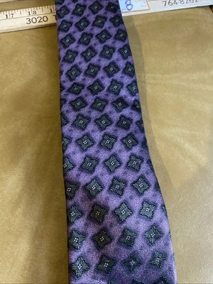 Corbata para hombre Geoff Nicholson mezcla seda/lana hecha en Italia verde lavanda nueva con etiquetas Foto 1 de 4