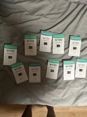 3  Wyze 128GB MicroSDXC Card U3 Class 10 V30 High Speed Camera+7 32GB SDHC W1 - Image 1 of 4
