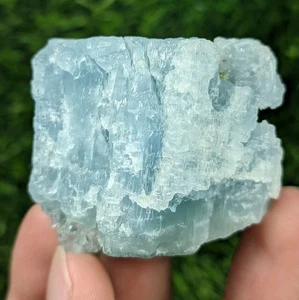 85 g Alkali Cäsium reich blauer Beryll geätzter Kristall mit Siderit - Afghanistan - Bild 1 von 9