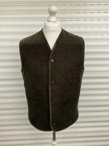 BURBERRY MENS LIGHTLY QUILTED DARK GREEN WOOL WAISTCOAT - LARGE/5 - COST €395 - Picture 1 of 9