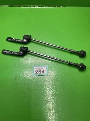 1xSHIMANO DEORE XT REAR 9mm SKEWER/QUICK RELEASE 'BLACK' VINTAGE/RETRO MTB S/284 - Image 1 of 3