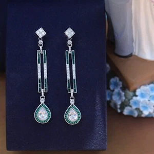 Orecchini CLIP Non Perforati Argento Pendenti CZ Baguette Verde SB1 - Foto 1 di 10