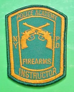New York City Firearms Instructor NY 4 1/8" VINTAGE (TYPE 2) POLICE PATCH - Bild 1 von 2