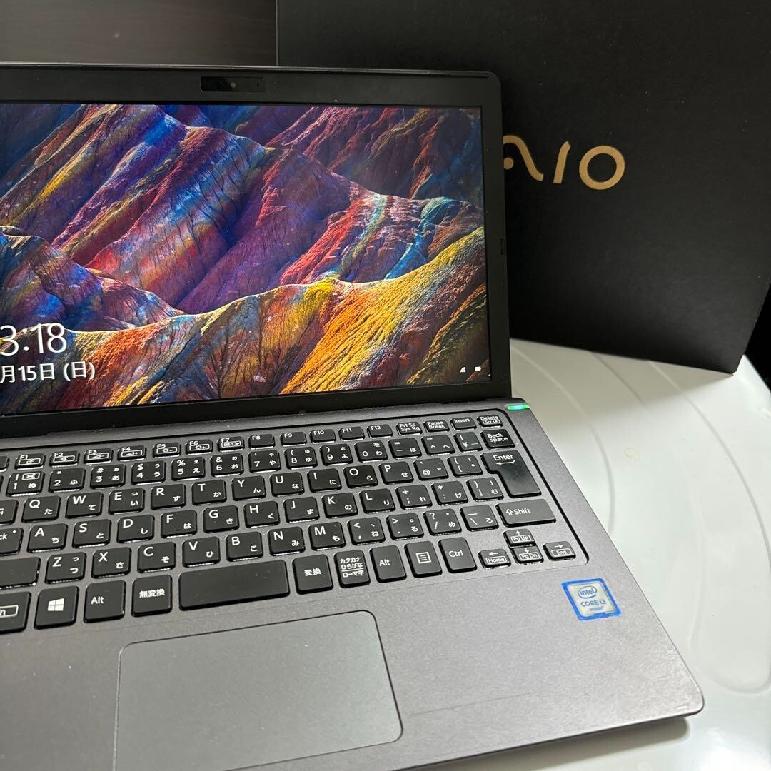 SVF152C1JN（15218CJW) Core-i5 Windows10 4GB 500GB