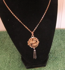 VINTAGE GOLD TONE WITH FRINGE LOCKET NECKLACE SNAKES PENDANT - Picture 1 of 5