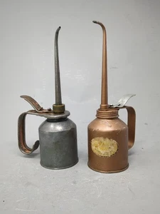 Vintage Handpumpe Öler Dosen Mix Dutton 10" hoch Menge 2 Antik Sammlerstück - Bild 1 von 13