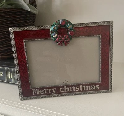 Girasol Diseños Corona de Navidad Roja Marco de Fotos Esmalte Peltre 4x6 Imagen Foto 1 de 4