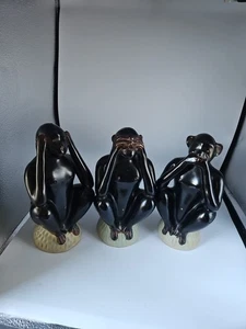 "Tozai Home - Tres monos sabios - terracota esmaltada 9,5" de alto 4""" - Imagen 1 de 6