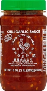 Salsa de chile y ajo Huy Fong, tarro de 8 oz - condimento picante para cocinar y sumergir - Imagen 1 de 1