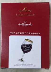 Hallmark The Perfect Pairing Wine Glass Christmas Ornament 2021 wine moves - Picture 1 of 10
