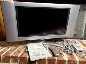 Sharp Aquos 22" TV LC-22SV2U Liquid Crystal w/ Remote Tested Working RARE - Picture 1 of 14