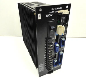 Servoaccionamiento Yaskawa CACR-HR01BAB11Y5 CACR HR01BAB11Y5 NUEVO - Imagen 1 de 12