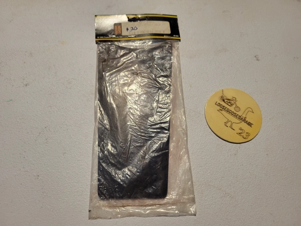 87-07 Harley Davidson Touring Cuero Tanque Babero Cubierta Consola Personalizada Cromo FLT Foto 1 de 4