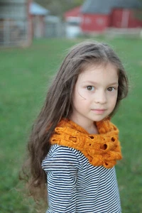 Cowl scarf neck warmer knitting pattern -AIRY COWL - Myla's Knit Corner - Picture 1 of 4
