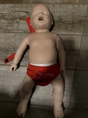 Maniquí de RCP infantil Prestan Preston Foto 1 de 4