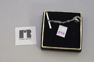 General Motors GM Employee Award 10 Year Service Tie Tac Pin - Bild 1 von 7