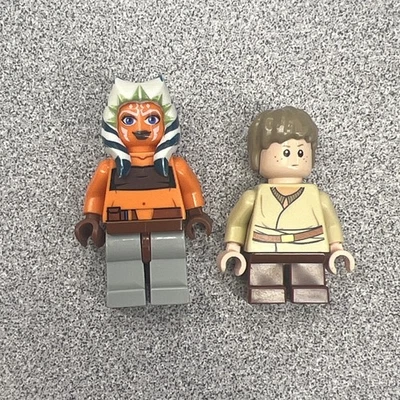 LEGO star wars minifigure Sw0192 Ahsoka Tano wearing a tube top, Bonus Anakin - Image 1 of 4