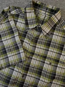 Men's LG  KUHL Born in the Mountains Green Plaid Light Weight Shirt Outdoors - Picture 1 of 12