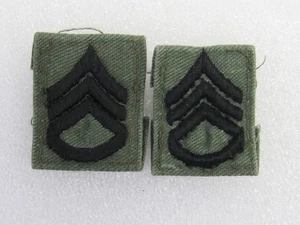 Vietnam Cold War Era US Army Staff Sergeant Rank OD Collar Patch Tab Set Vintage - Bild 1 von 2