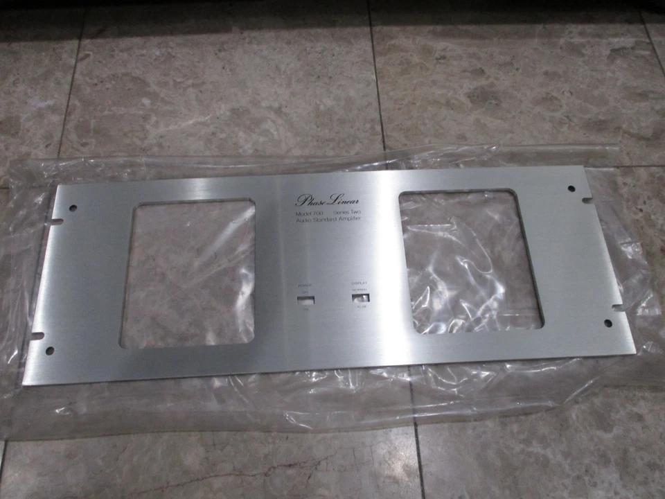 Phase Linear 700 Series II Verstärker Face Plate - Bild 1 von 4
