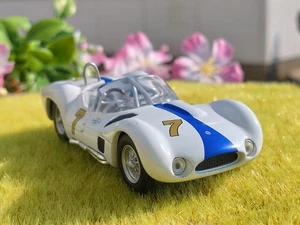 Maserati / Tipo 61 / No.7 / 1959 / 1/43 Diecast car / Delplado - Picture 1 of 22