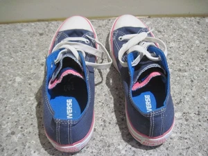 Vintage Converse ALL Stars Woman's Size 9 w/Pink inner Tongue Worn only 1 Time - Picture 1 of 10
