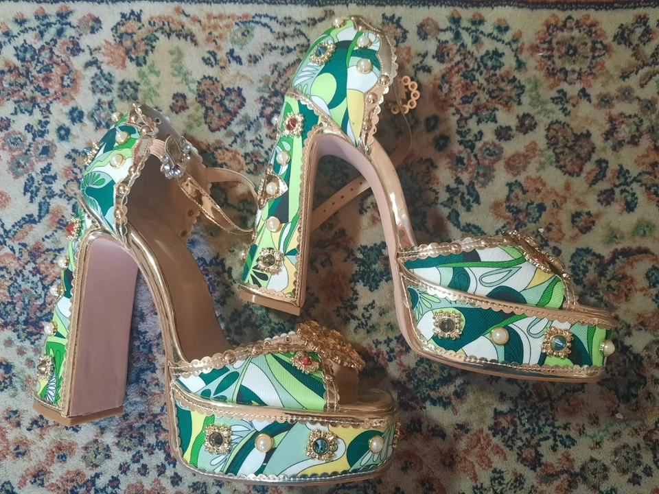 Sexy Retro Plateau High Heels Sandaletten Floral 43 - Bild 1 von 4