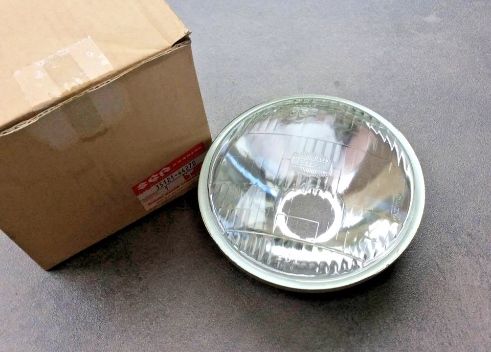 FARO SUZUKI DR125 DR250 GN125 GS450 FARO FARO NOS 35121-44270 Foto 1 de 4