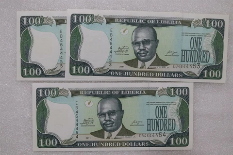 LIBERIA - 3 OLD BANKNOTES B27 #95 Cover
