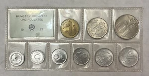 Vintage 1982 Hungary Budapest Uncirculated Coin Set Forint (4) & Filler (5)  - Picture 1 of 4