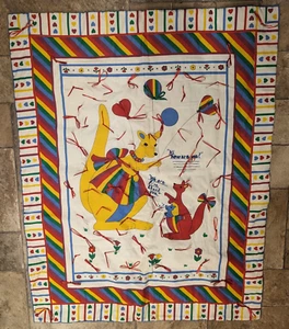 Vtg Handmade Machined Kangaroo theme child's quilt throw blanket wall hanging - Picture 1 of 10