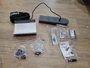 Garmin 010-12404-00 CV23M-TM Montaje de popa Abajo 8 pines Nueva caja abierta - Imagen 1 de 14