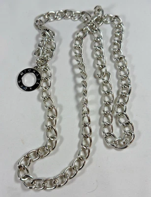 Cinturón de cadena ajustable para mujer Michael Kors logotipo MK metal tono plata 42" de largo Foto 1 de 4