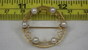 Vintage 14k Solid Gold and Pearl Brooch Filigree Wreathe by Sardelli Cute Subtle - Picture 1 of 6