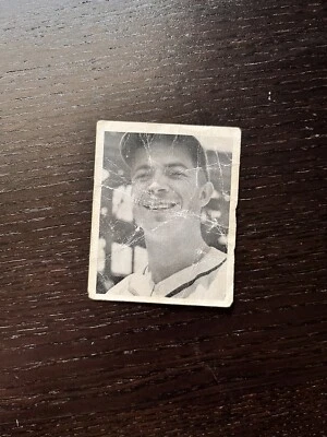 JOHN HOPP 1941 Cardinals Team Set - Image 1 of 2