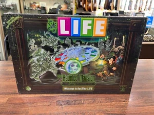THE HAUNTED MANSION - THE GAME OF LIFE -BOARD GAME - SEALED - SHIPS FREE!!  1010 - Picture 1 of 2