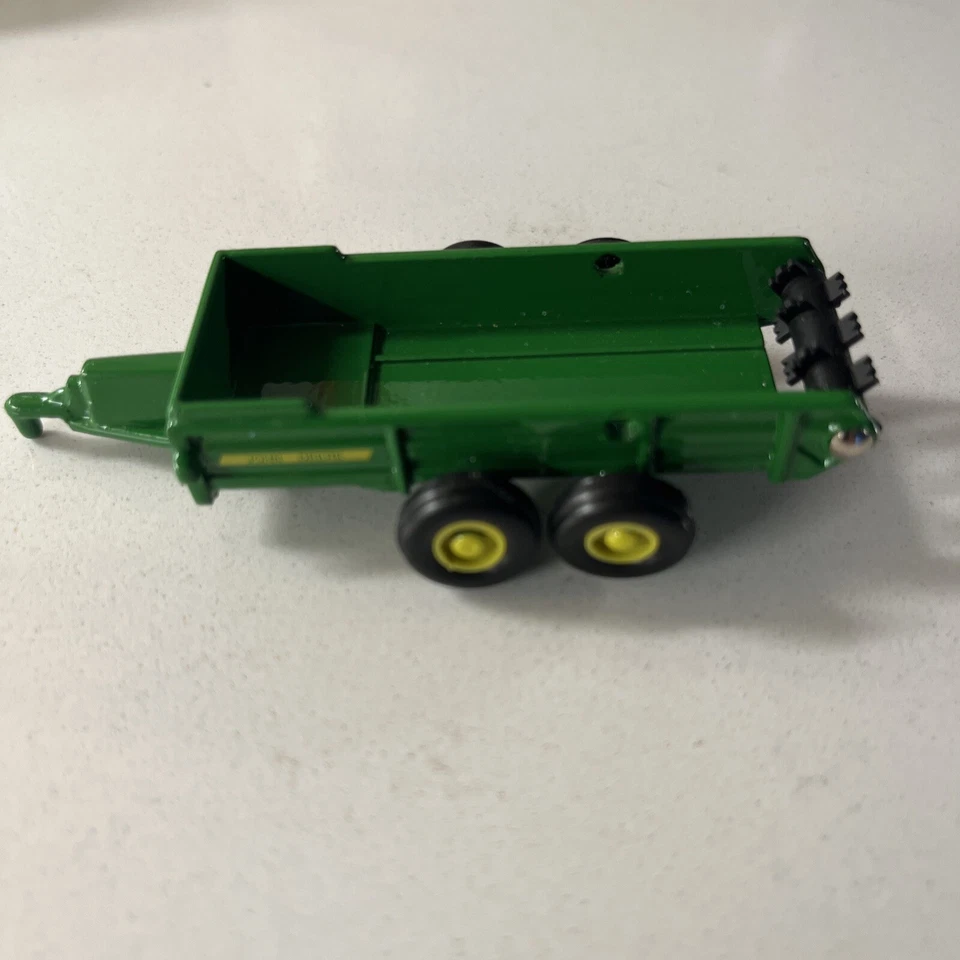 John Deere metal toy manure spreader ERTL 574-8511 No slide - Image 1 of 4