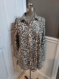 Camisa Chico’s Para Mujer Talla 0 Sin Hierro Estampado Leopardo Ls Abotonada Usada en Excelente Condición 😊ENVÍO RÁPIDO 😊 - Imagen 1 de 7