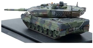 Krauss-Maffei Leopard 2A5 Deutsche Armee - PANZERKAMPF PAN12172PA 1/72