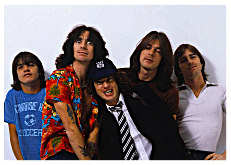 AC/DC - 5"X7" PHOTOGRAPH - Image 1 of 1